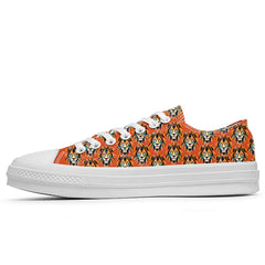 Highlight Your Fashion With Men's and Women's Low-Top Canvas Shoes Lion