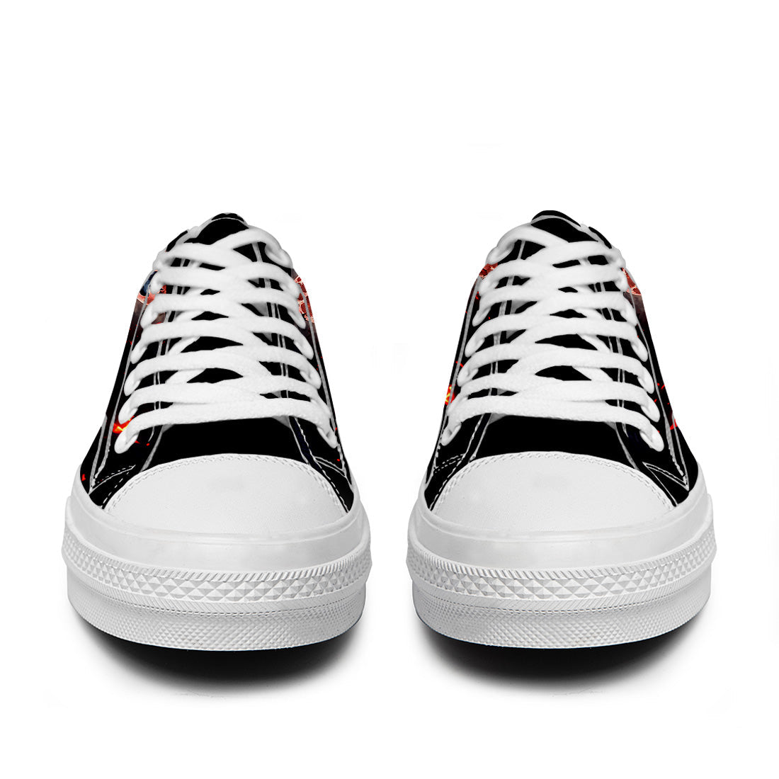 Highlight Your Fashion With Men's and Women's Low-Top Canvas Shoes Wolf