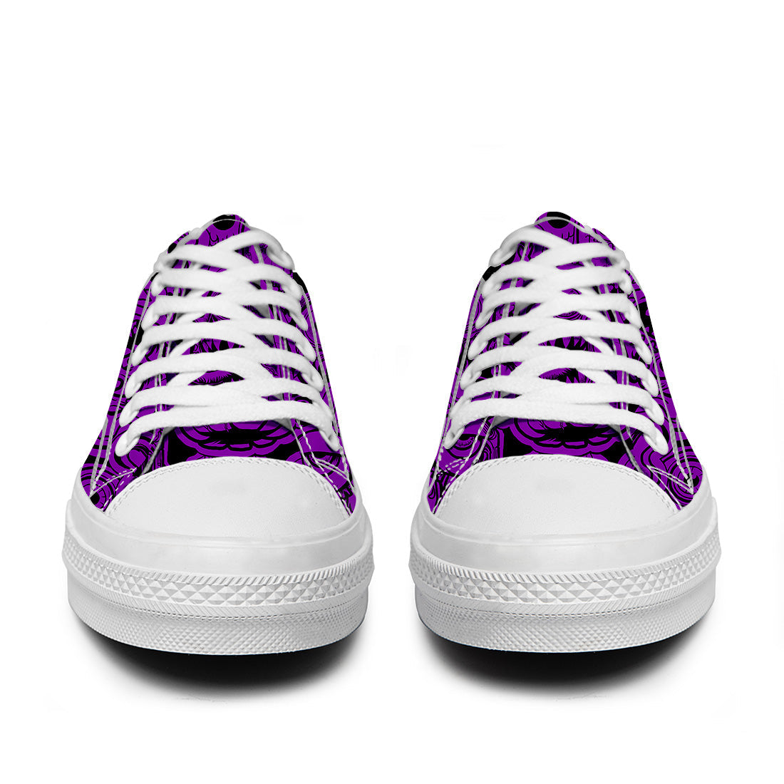 Highlight Your Fashion With Men's and Women's Low-Top Canvas Shoes
