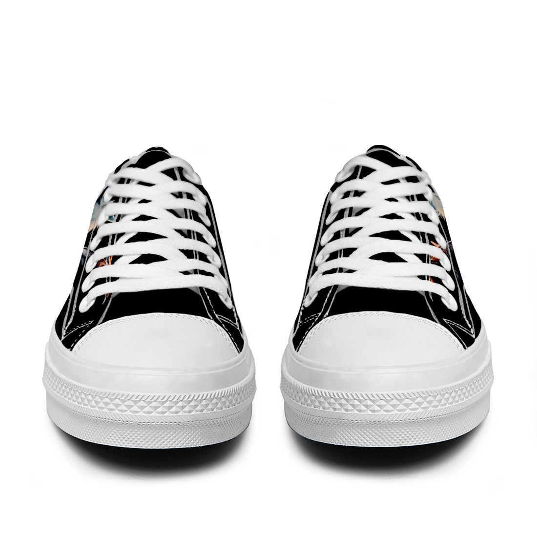 Highlight Your Fashion With Men's and Women's Low-Top Canvas Shoes Wolf