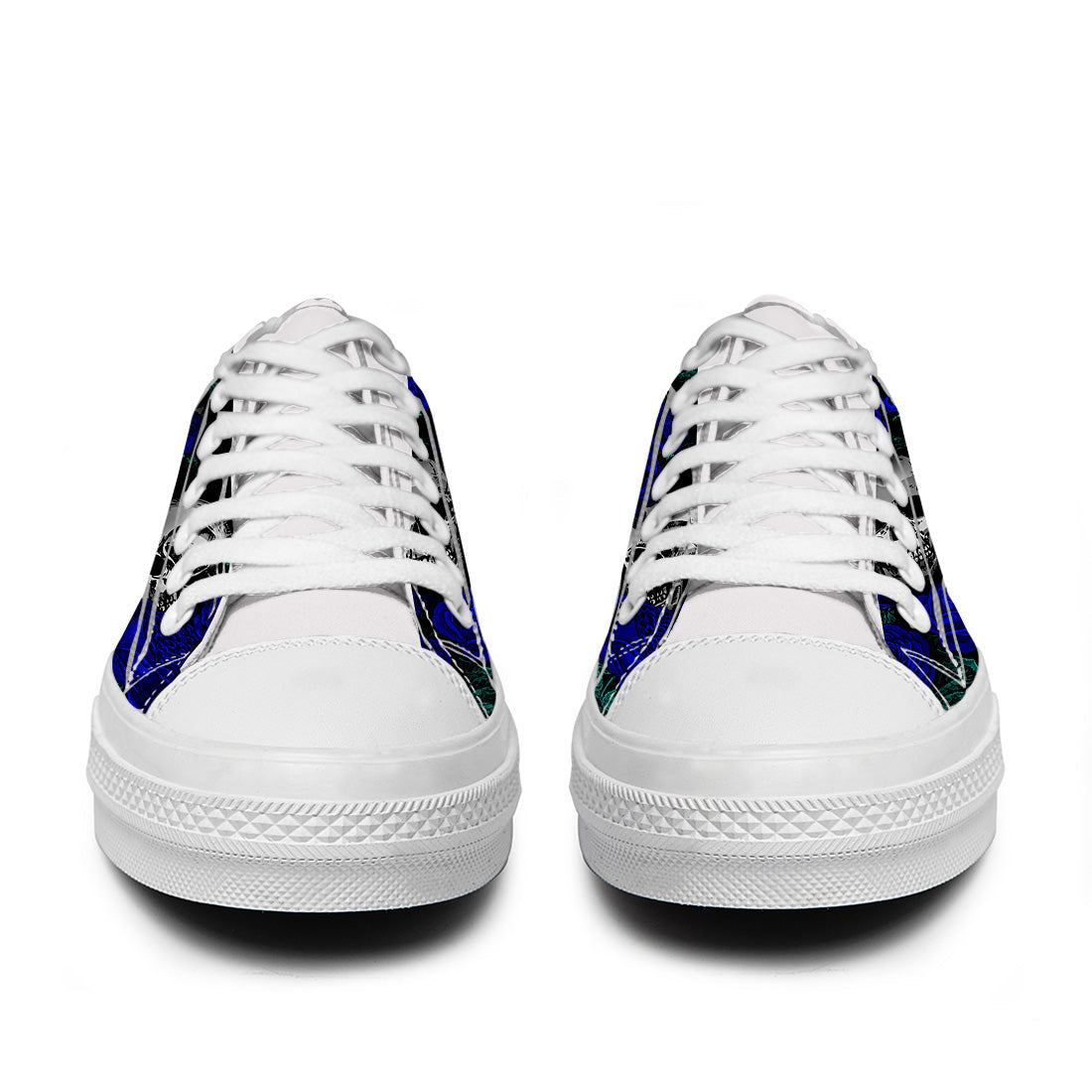 Highlight Your Fashion With Men's and Women's Low-Top Canvas Shoes Skeleton