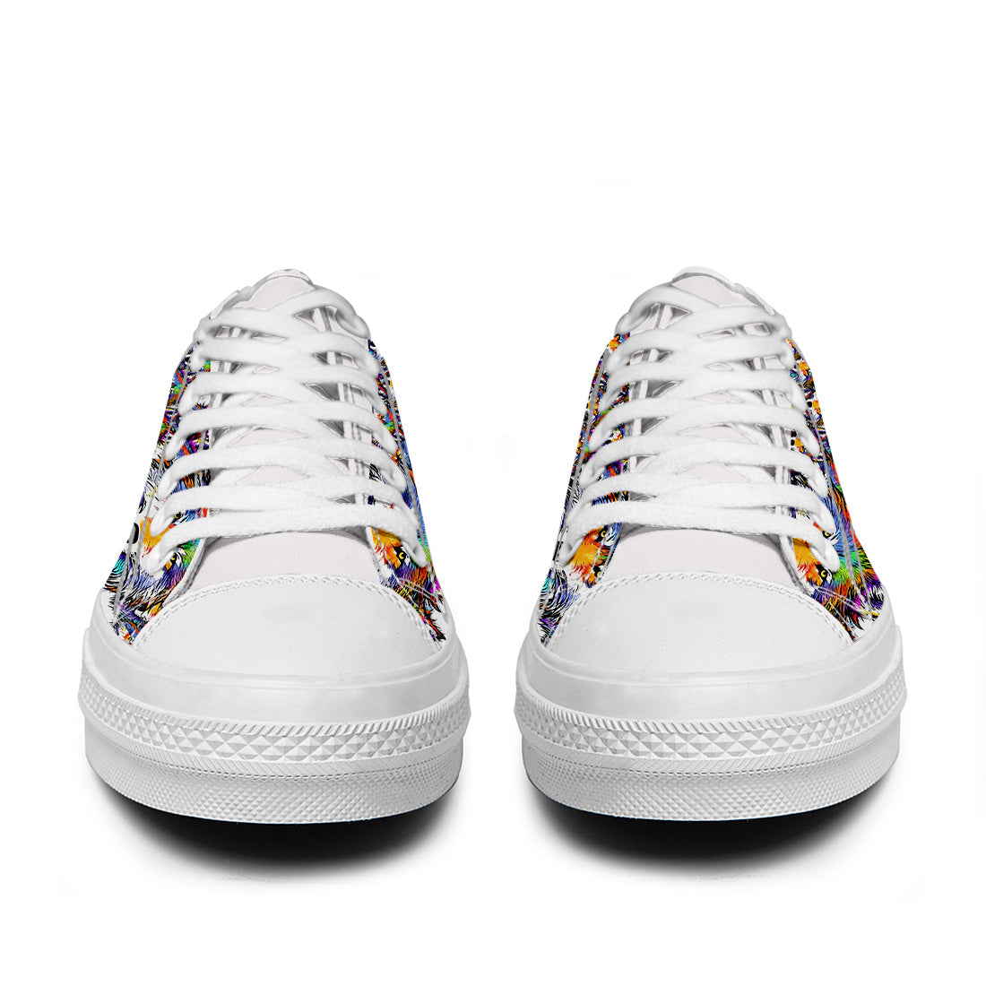Highlight Your Fashion With Men's and Women's Low-Top Canvas Shoes Wolf