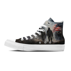Highlight Your Fashion With Men's and Women's Mid-Top Canvas Shoes
