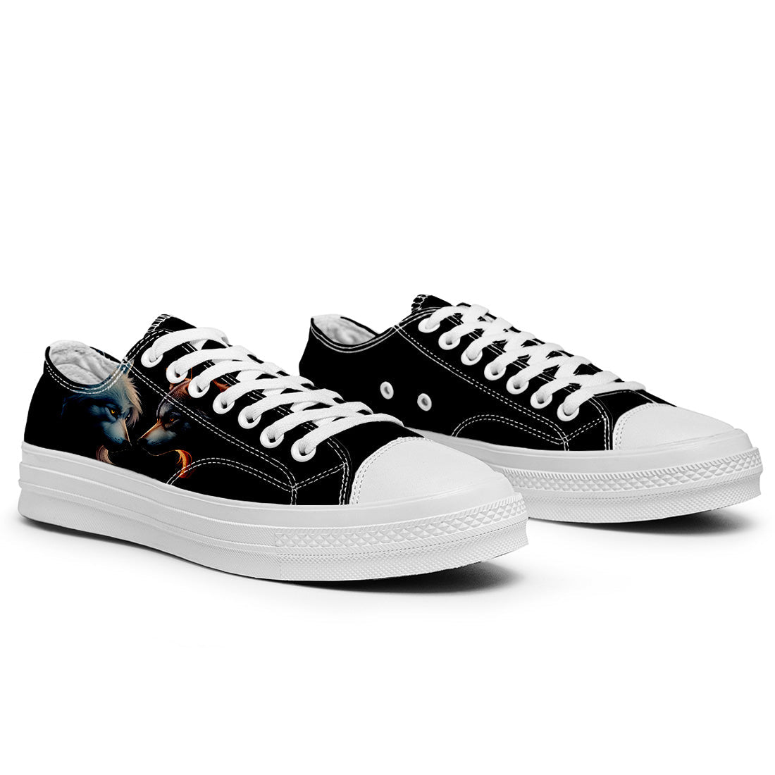Highlight Your Fashion With Men's and Women's Low-Top Canvas Shoes Wolf