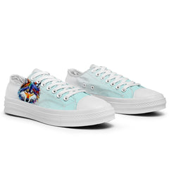 Highlight Your Fashion With Men's and Women's Low-Top Canvas Shoes Wolf