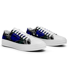 Highlight Your Fashion With Men's and Women's Low-Top Canvas Shoes Skeleton