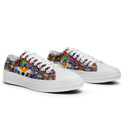 Highlight Your Fashion With Men's and Women's Low-Top Canvas Shoes Wolf