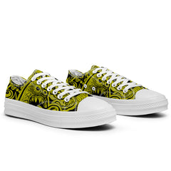 Highlight Your Fashion With Men's and Women's Low-Top Canvas Shoes