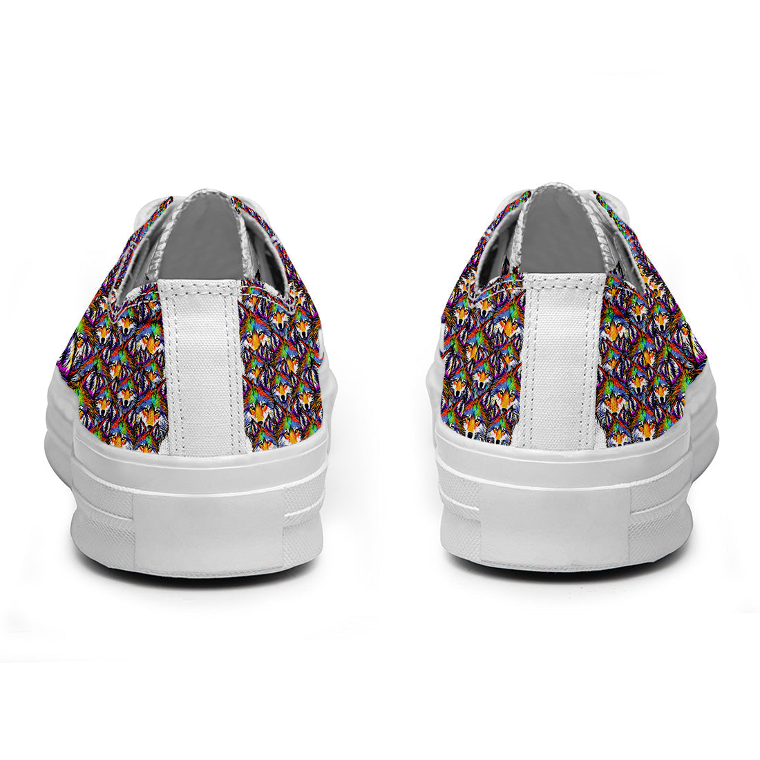 Highlight Your Fashion With Men's and Women's Low-Top Canvas Shoes Wolf