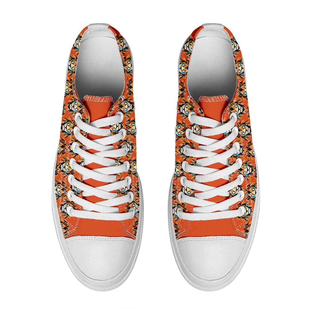 Highlight Your Fashion With Men's and Women's Low-Top Canvas Shoes Lion