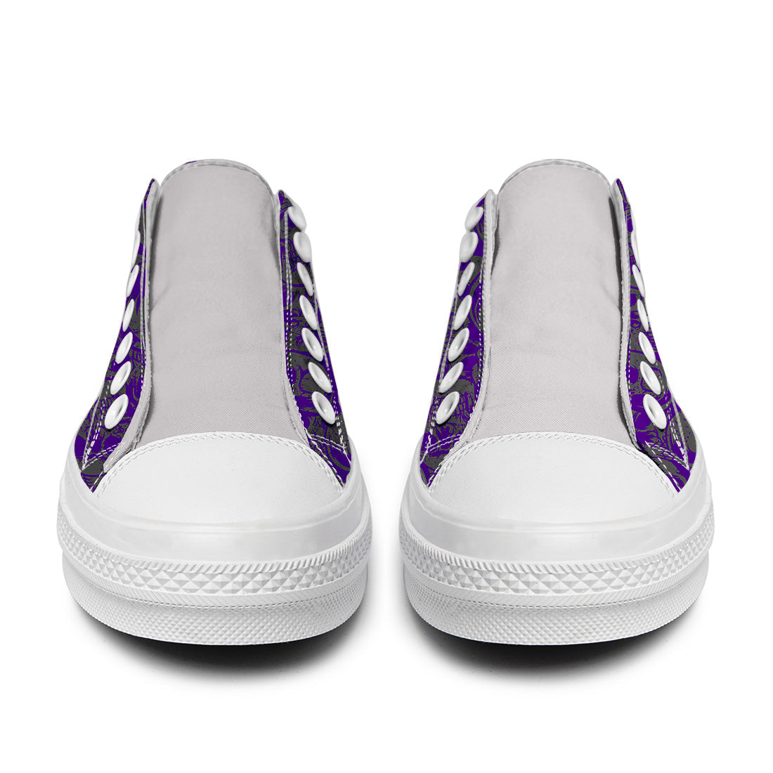 Highlight Your Fashion With Men's and Women's Low-Top Canvas Shoes Skeleton